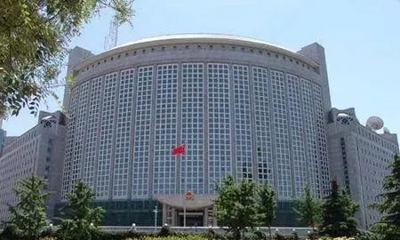 二十年前,他们离开部委大楼(深度长文)