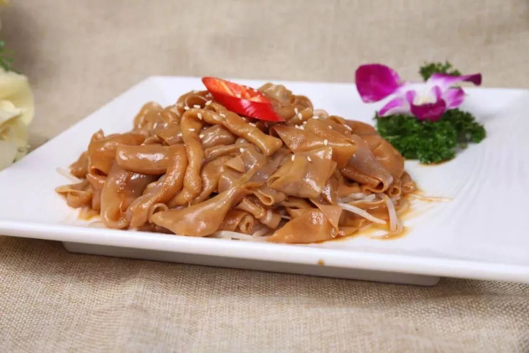 广东夜宵的c位专属——豉油皇鹅肠  图/摄图网