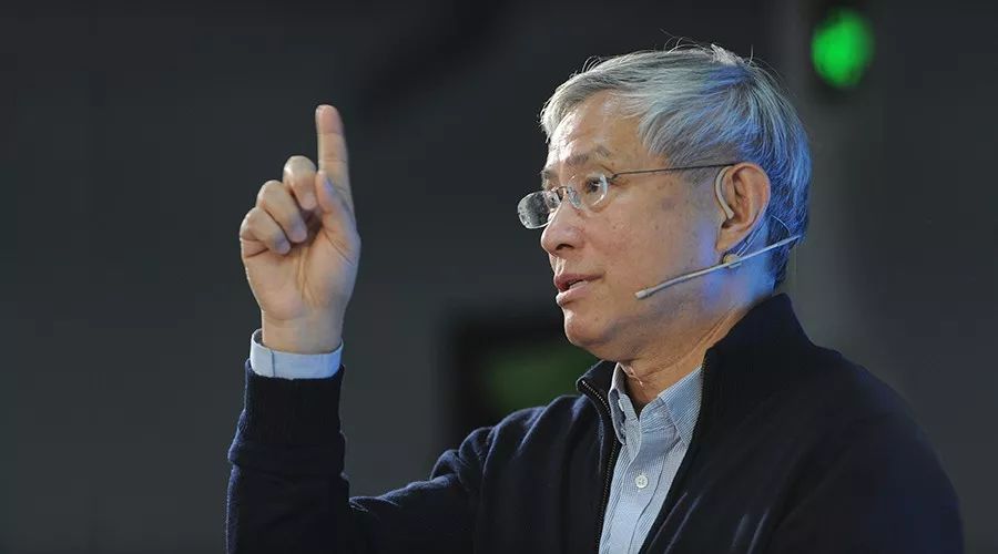 周其仁:体制成本弱化中国竞争力,要把无效行政开支大幅砍掉